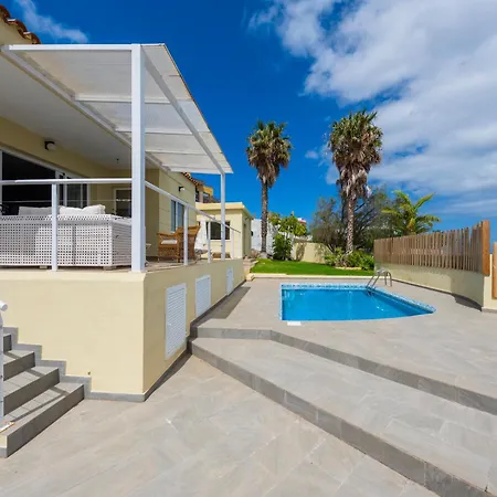 Luxury To The Ocean *